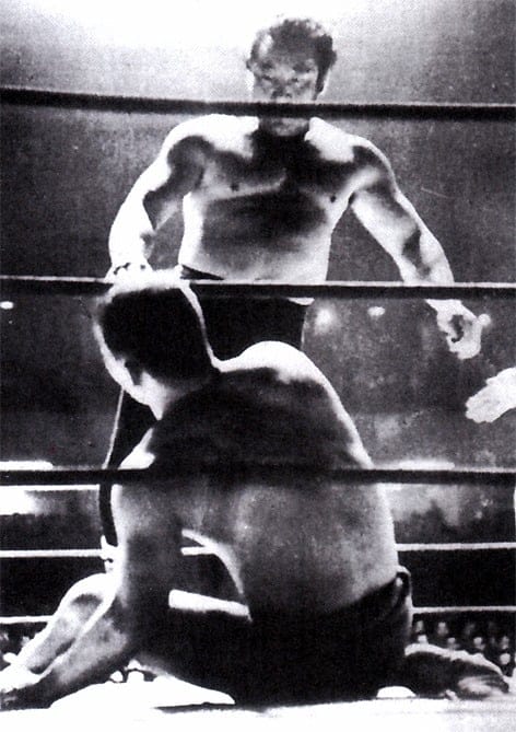 An iconic photo of Masahiko Kimura vs. Rikidozan