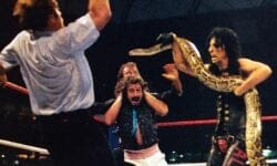 Alice Cooper Reflects on “Terrifying” WrestleMania III Experience
