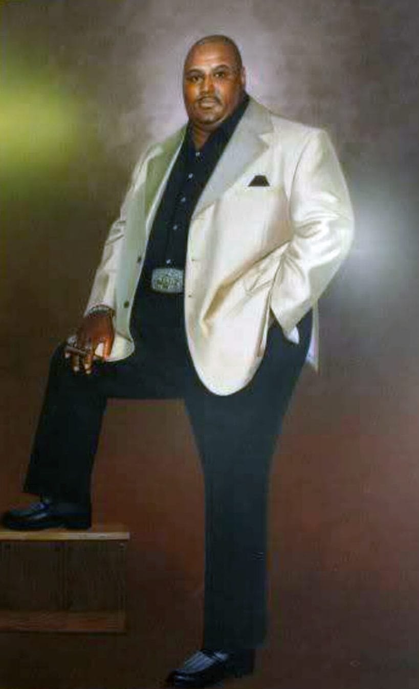 Abdullah the Butcher in a flashy suit